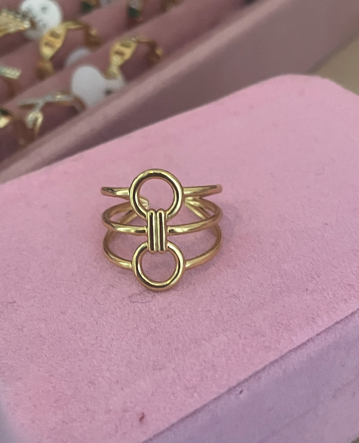 Bague Lily en doré ajustable