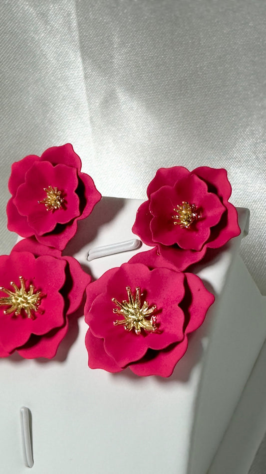 Boucle d’oreille en fleurs pendantes