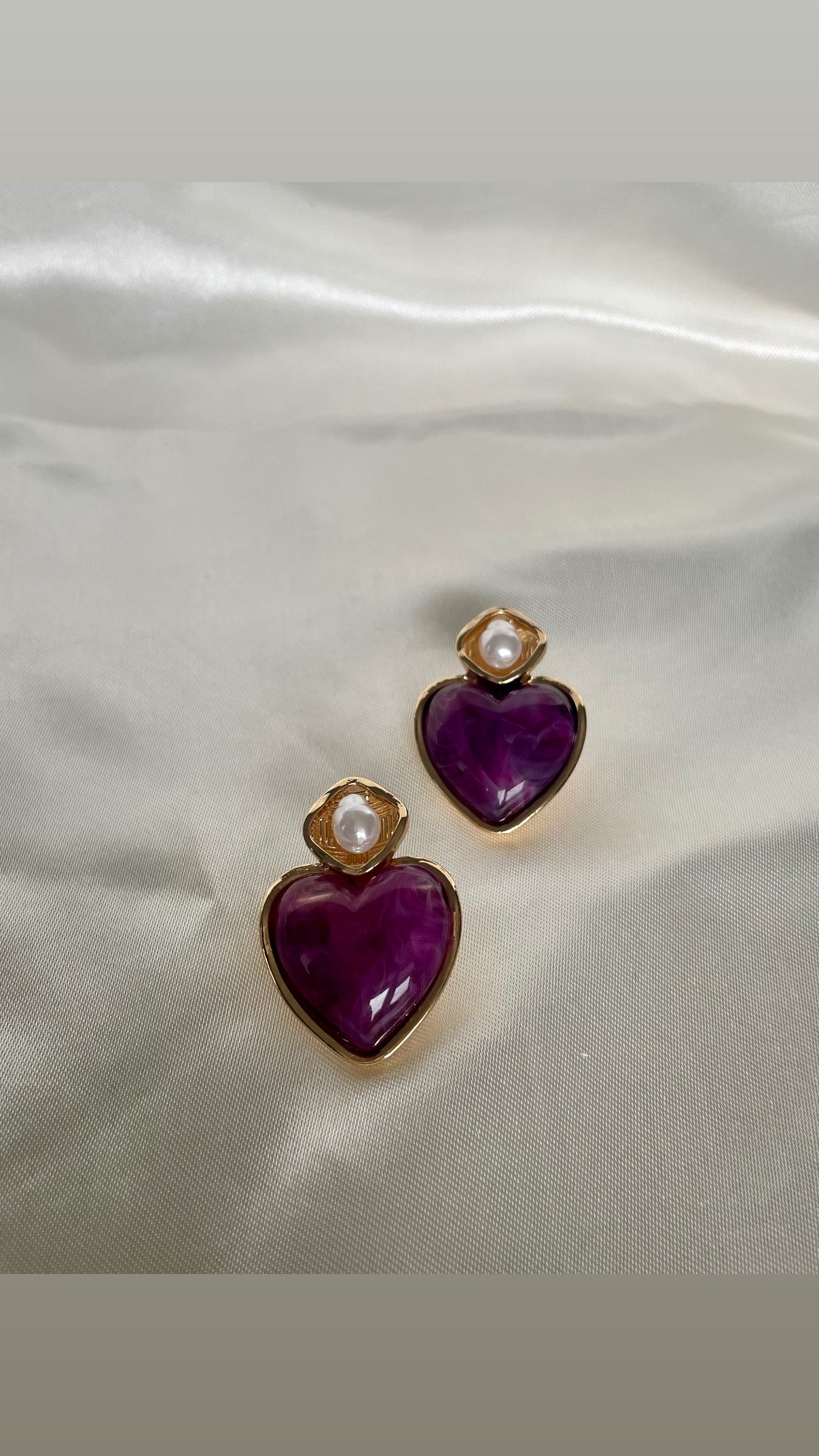 Boucle d’oreille cœur violet
