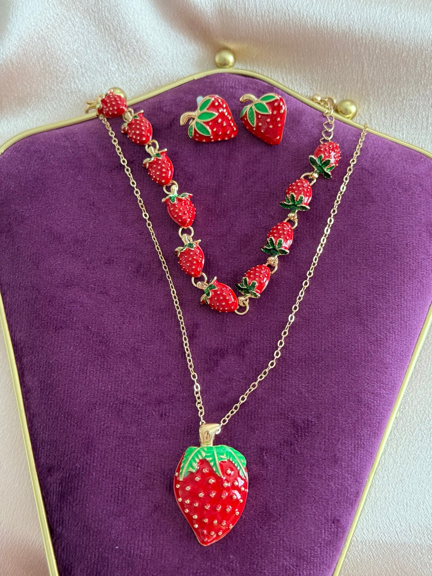 Parure strawberry
