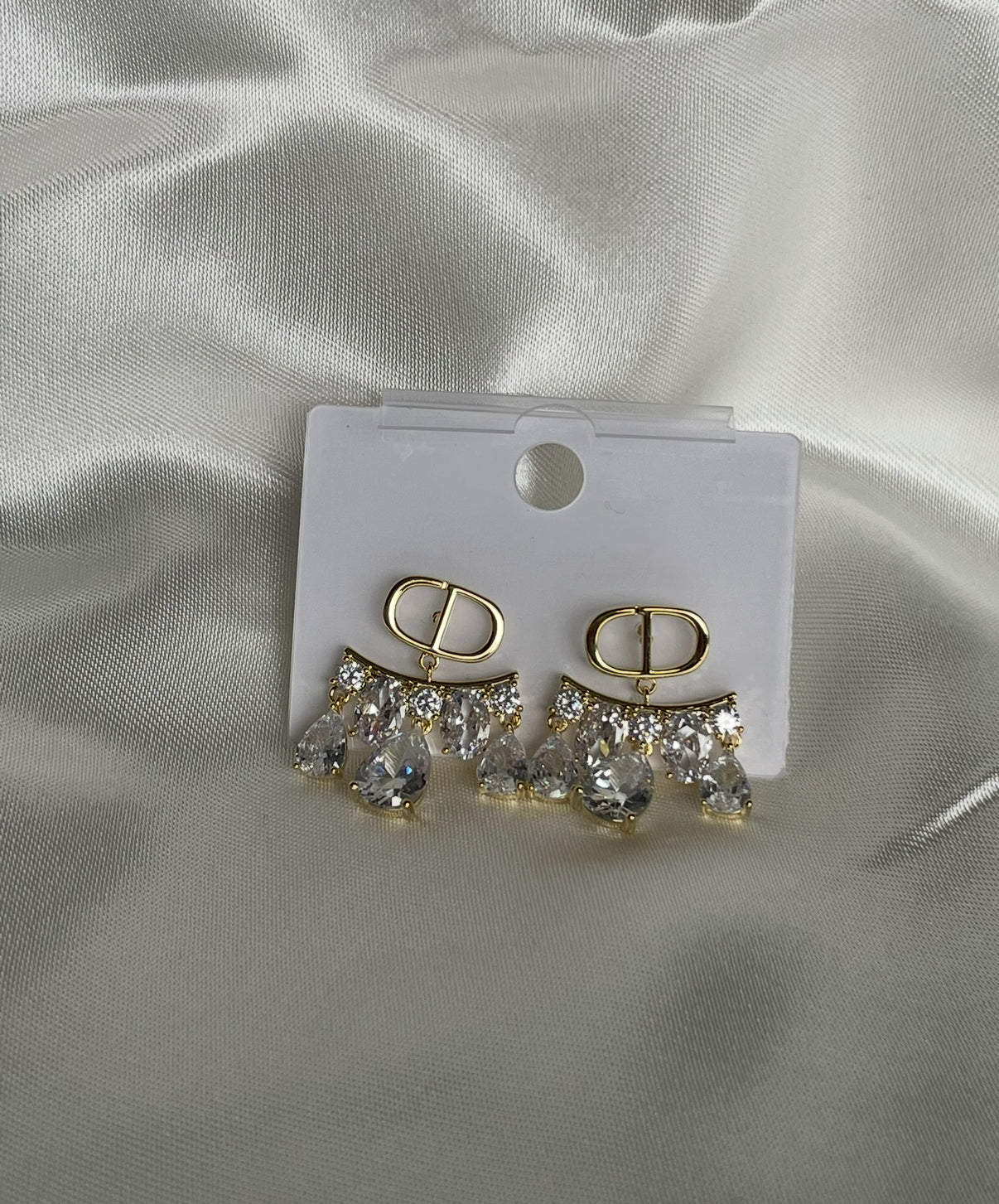 Boucles d’oreilles charlotte en doré