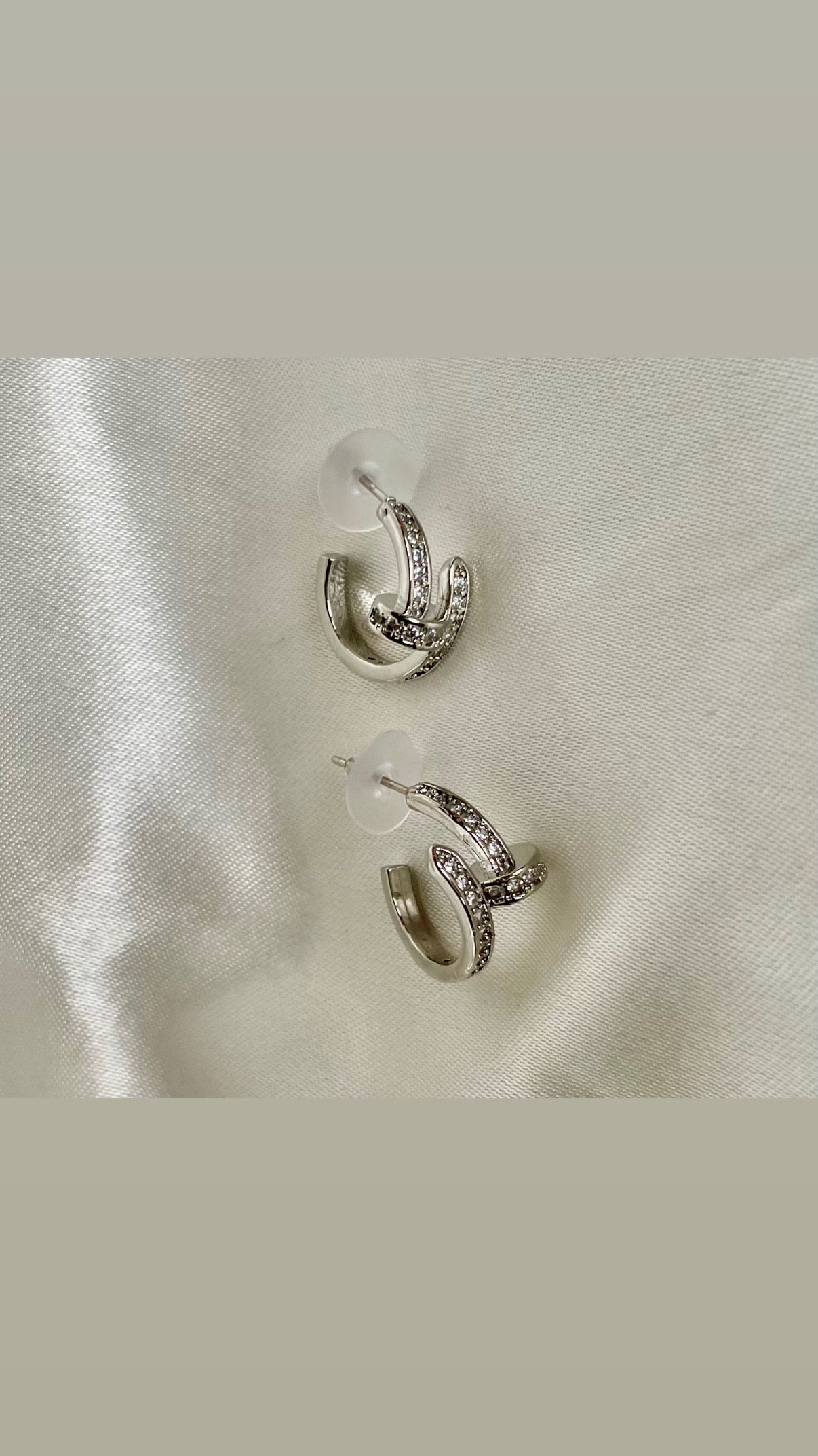 Boucles d’oreilles clou d’argent