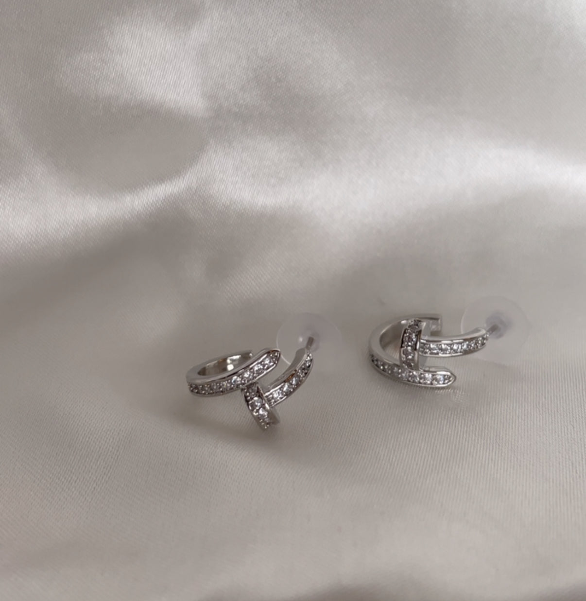 Boucles d’oreilles clou d’argent